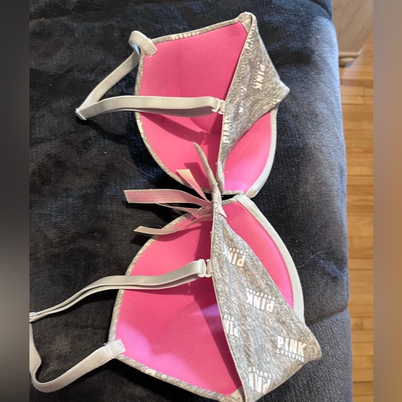 gray women’s push up bra, size 32D - Picture 2 of 2